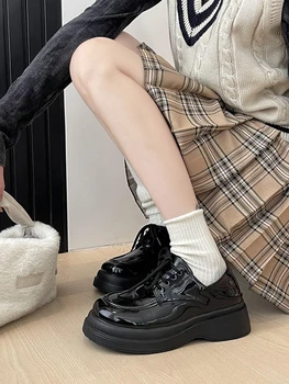Ayakkabı Kadın Flats İngiliz Tarzı Takunya Platformu Sonbahar Oxfords Elbise Tiki Kış Retro Creepers Patent Deri Güz Yeni Çapraz P